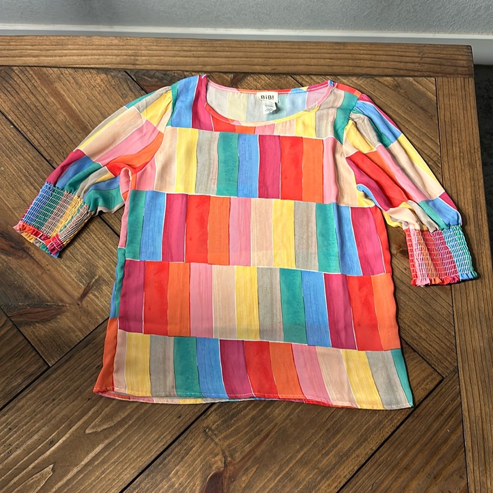 Colorful top